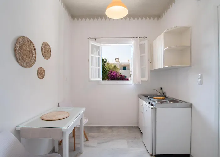 Pensionat Maroulis Naxos 3*