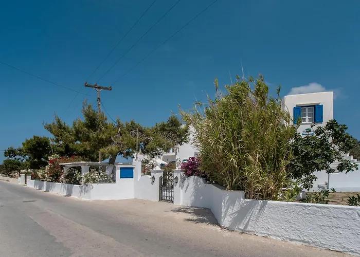 Pensionat Maroulis Naxos 3*