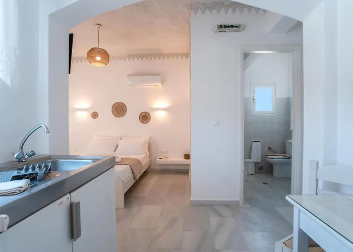 Maroulis Naxos Pensionat