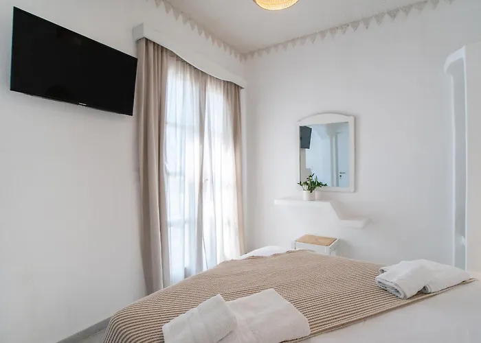 Maroulis Naxos Gasthuis Mikri Vigla