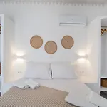 Maroulis Naxos