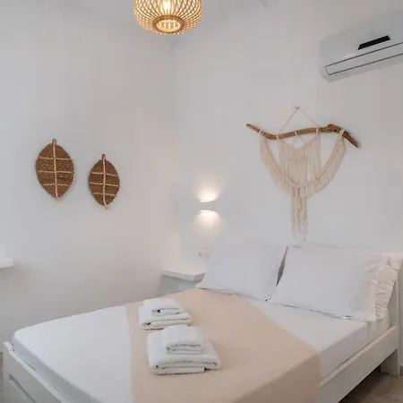 Maroulis Naxos *
