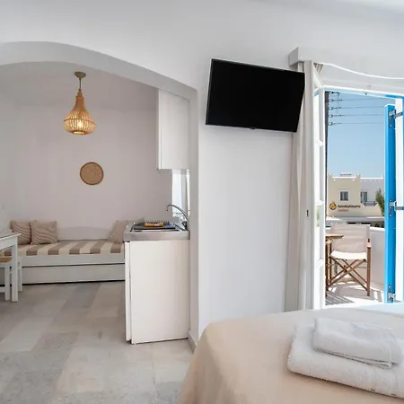 Maroulis Naxos *