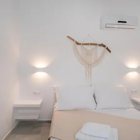 Maroulis Naxos بيت ضيافة