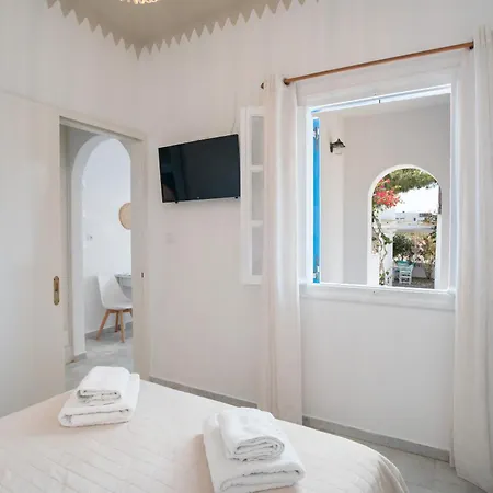 Maroulis Naxos 3*