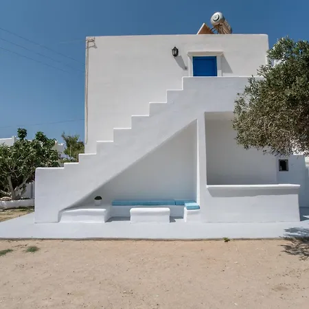 Maroulis Naxos
