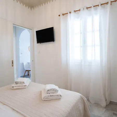Maroulis Naxos 3* Mikrí Vígla